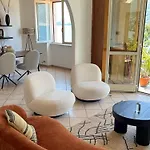 Sonia Raphael * Pognana Lario