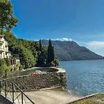 Sonia Raphael アパート