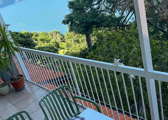 Апартаменты Sonia Raphael Pognana Lario